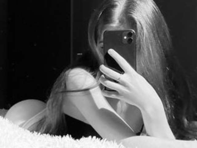 -ICCE- amateur webcam photo