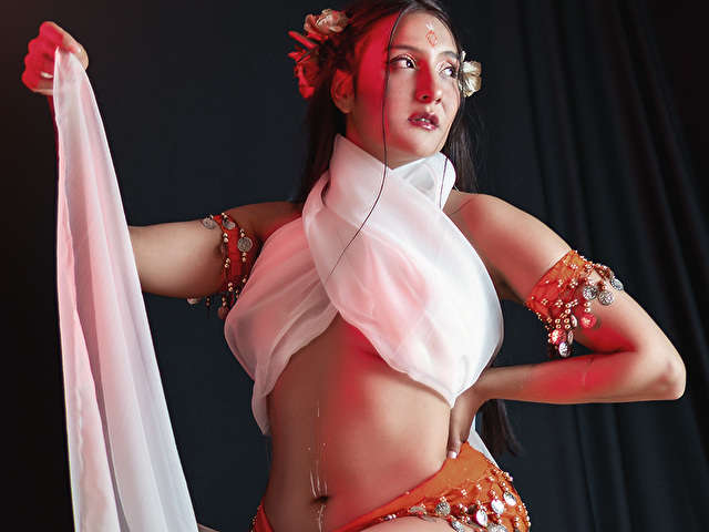 ALAIACOLLWAY amateur webcam photo