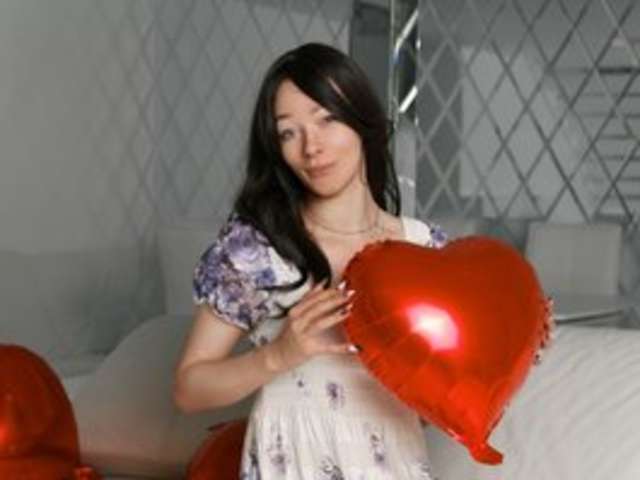 ALINAXCUTE amateur webcam photo