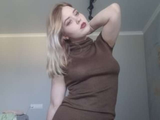 AMALIAA amateur webcam photo