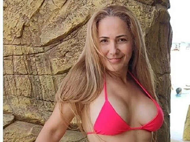 AMANDABURNIN amateur webcam photo