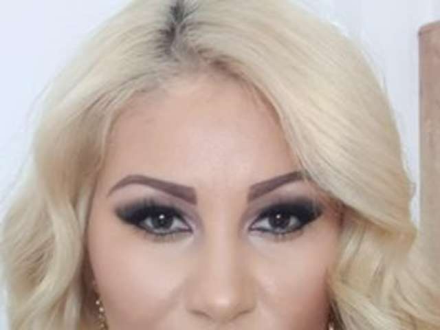 ANGELAHOT amateur webcam photo