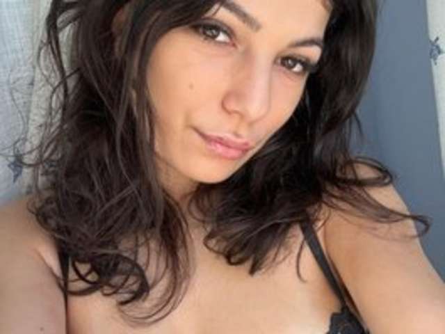 ANNA-LEWIS amateur webcam photo