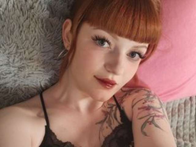 ASHLEY-NICKS amateur webcam photo