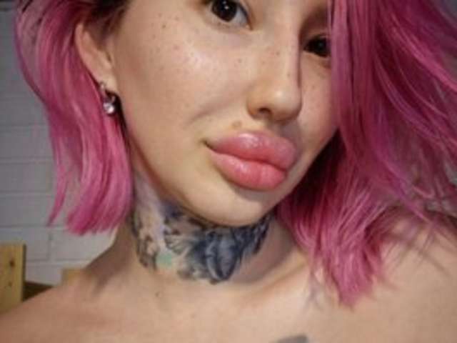 BDSM-QUEEN amateur webcam photo