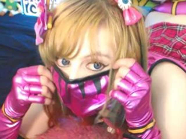 BABYZELDA amateur webcam photo