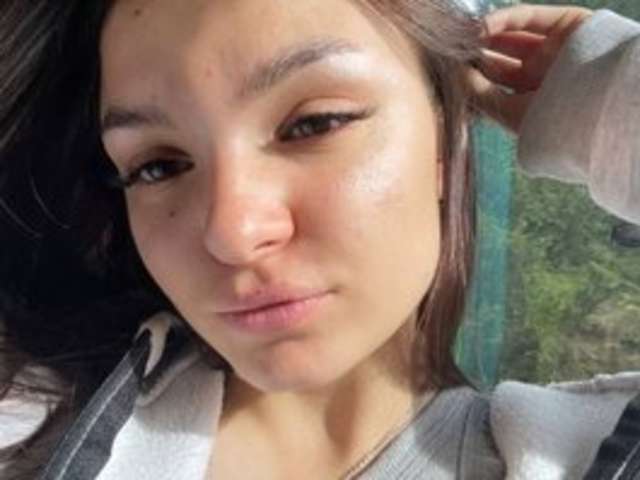 BELLA1OVE amateur webcam photo