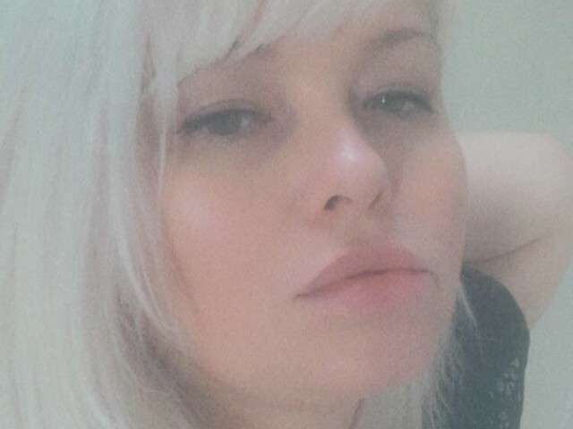 BLONDDESIRES amateur webcam photo