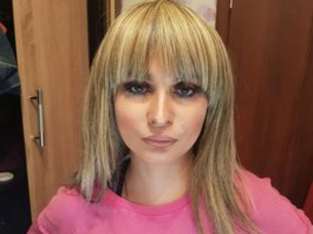 BLONDIEGIRL amateur webcam photo