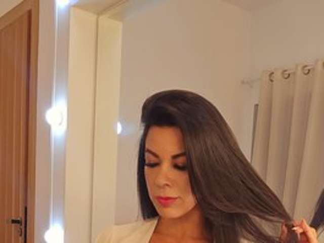 BRUNETTE69 amateur webcam photo