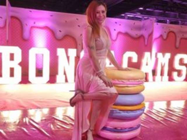 BRYONYSULLYVAN amateur webcam photo