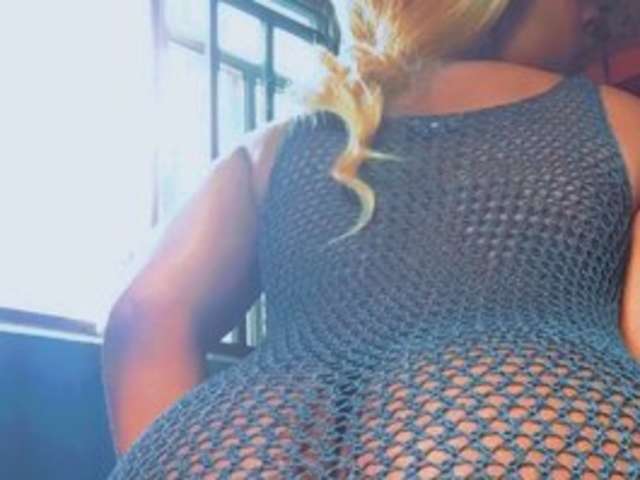 CARAMEL_ amateur webcam photo