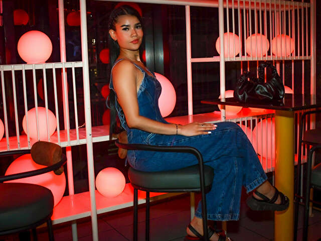 CHARLIEADAMS amateur webcam photo