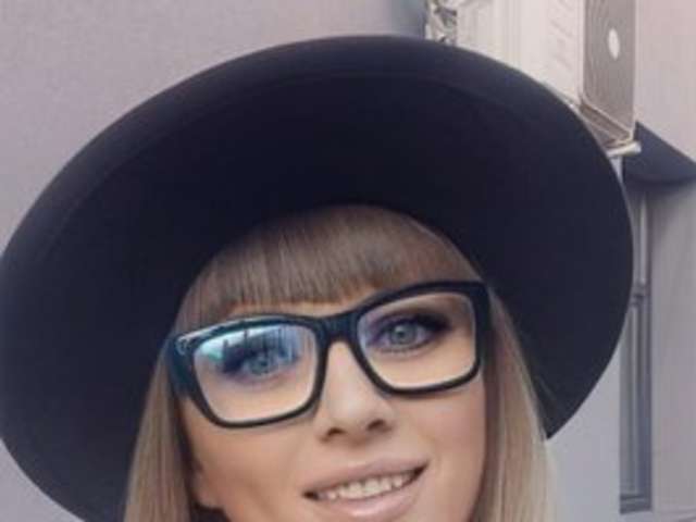 COUGARMILF amateur webcam photo