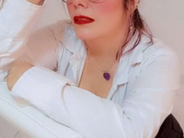 DIVA-HOT82 amateur webcam photo