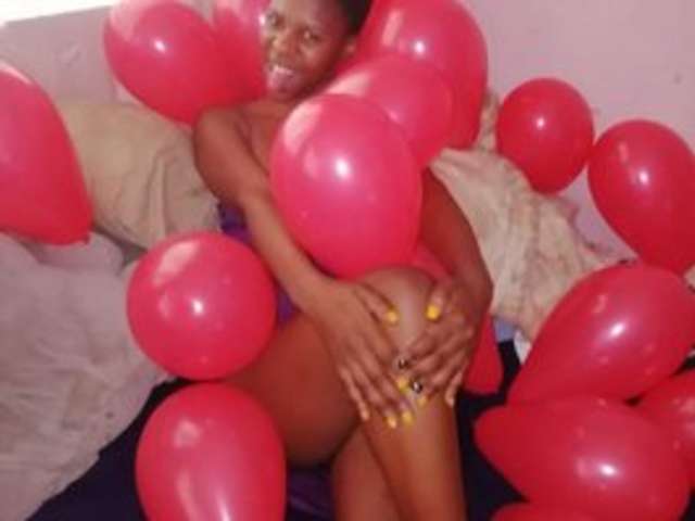 EBONYSTORM amateur webcam photo