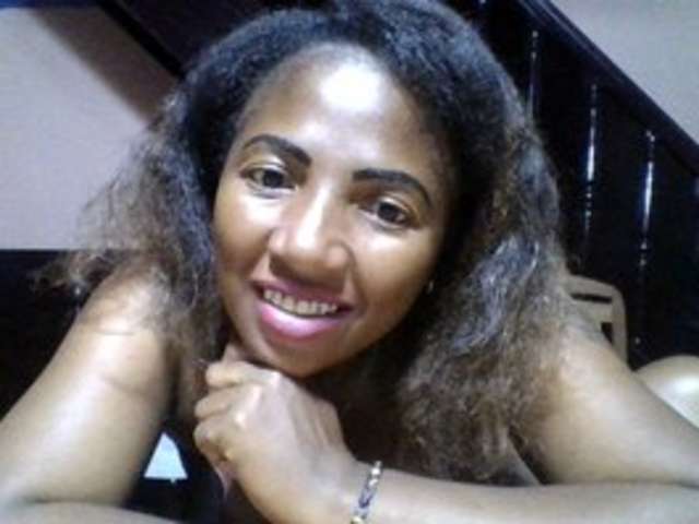 ELIAME12 amateur webcam photo