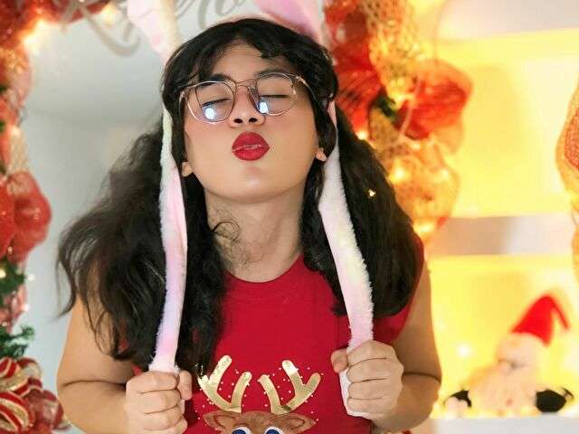 ELITHBERRY amateur webcam photo