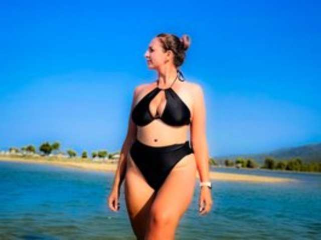 ELLAXXXSTAR amateur webcam photo