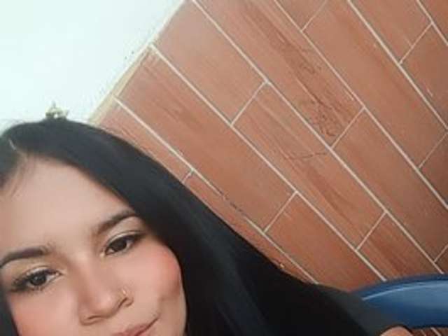 ENDIIRA amateur webcam photo