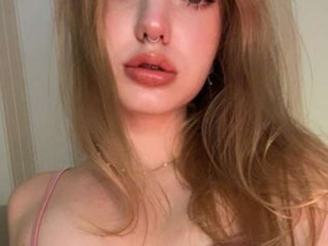 EVEDARKSIDE amateur webcam photo