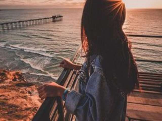 FLIRTINGMADAM amateur webcam photo