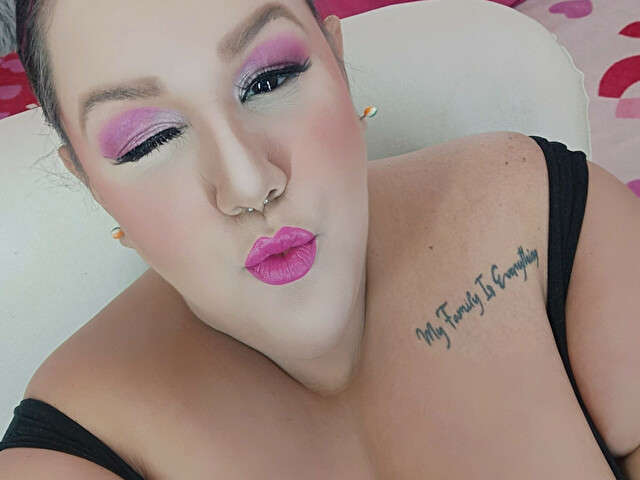 GIANNAMORRYS amateur webcam photo