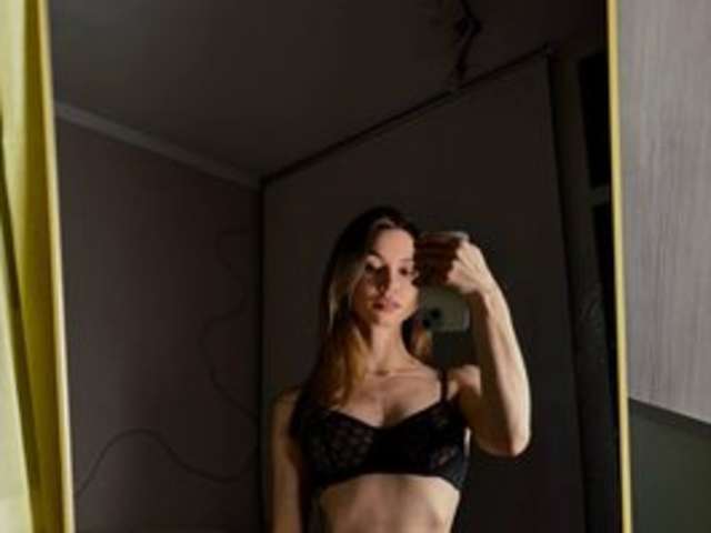 GORGEOUSKITTEN amateur webcam photo