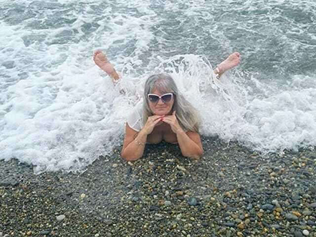 GRANDMILF amateur webcam photo