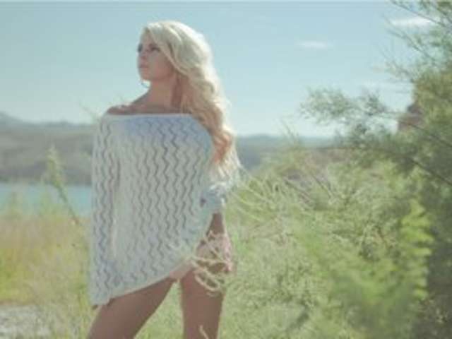 GWENTAYLOR amateur webcam photo