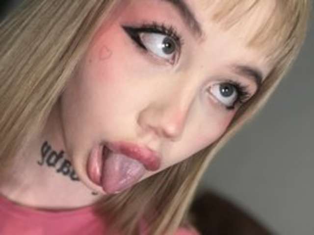 HANNA-CRYBABY amateur webcam photo