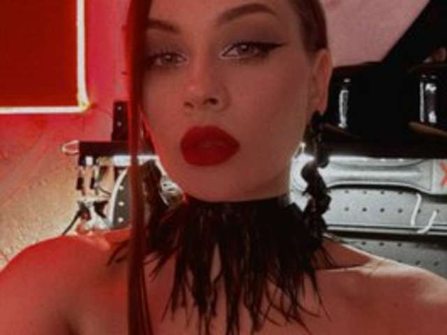 HOZYAIKA amateur webcam photo