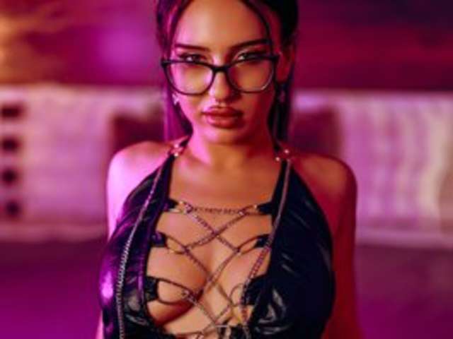 ISABELLALUXX amateur webcam photo