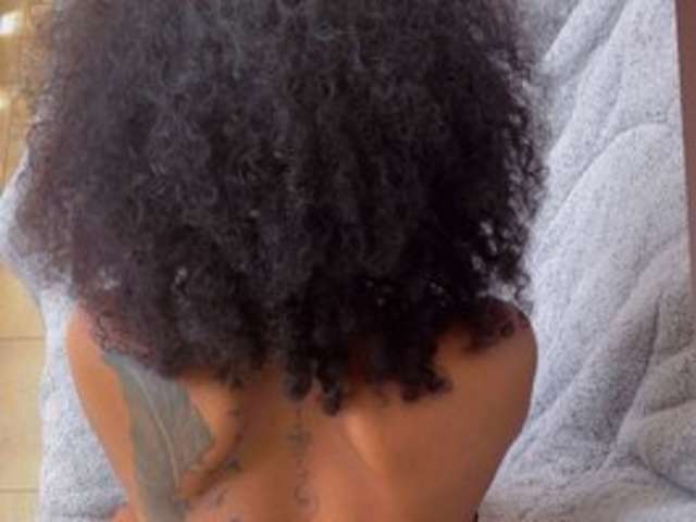 JADE2WILD amateur webcam photo