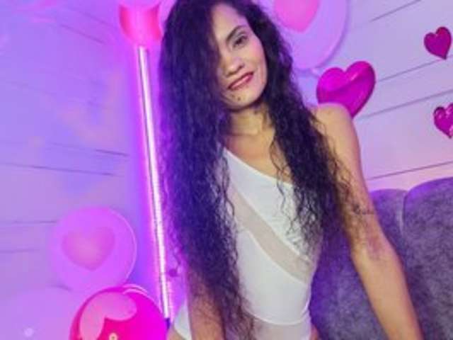 KAREN-ARIASS amateur webcam photo