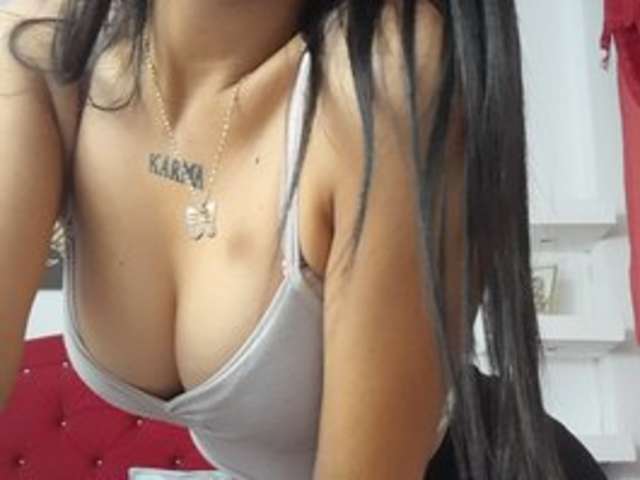 KATHEMILLS235 amateur webcam photo