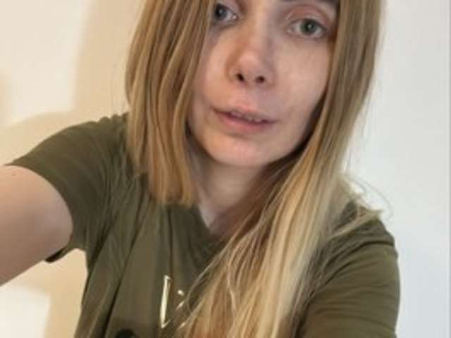 KAYLEEALBERTINA amateur webcam photo