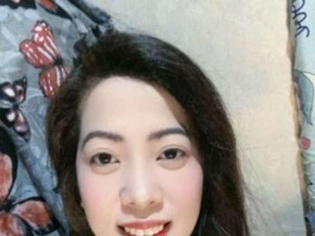 KAZZANDRA amateur webcam photo