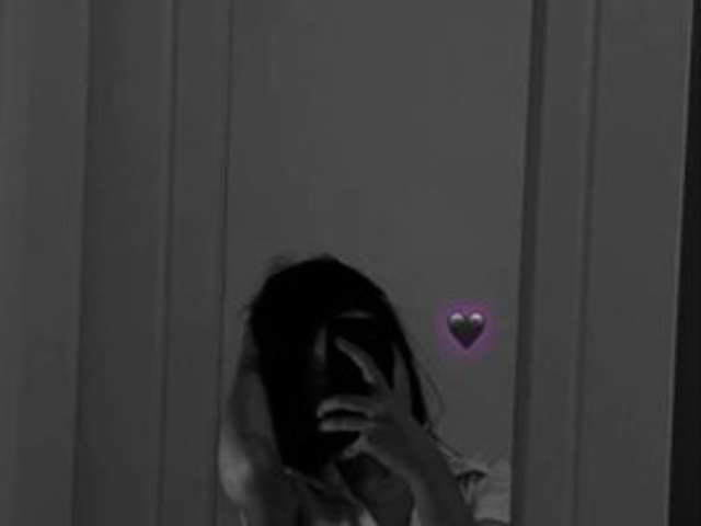 KISSMEQUICK amateur webcam photo