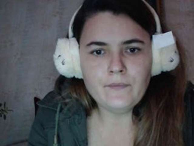 KITTYDRIVE111 amateur webcam photo