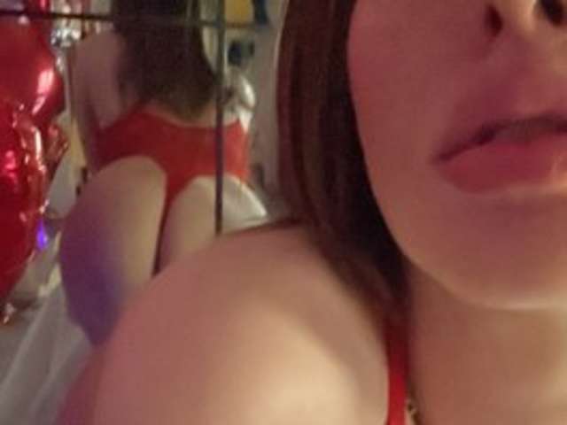 LOVEIS- amateur webcam photo