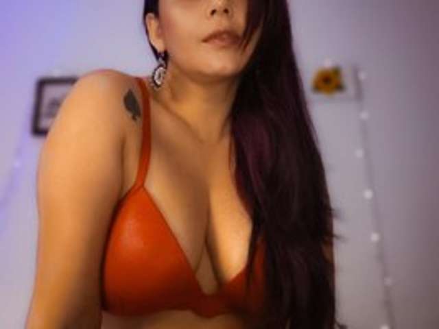 LAURATORO amateur webcam photo
