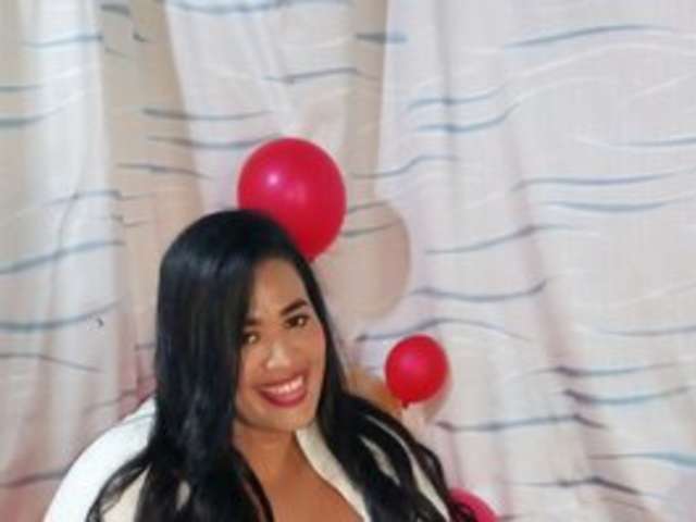 LETTY33 amateur webcam photo