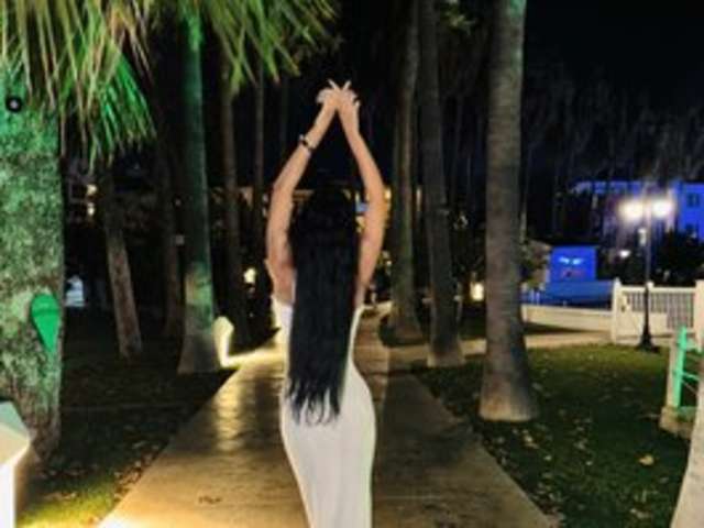 LIANA-FIT8 amateur webcam photo