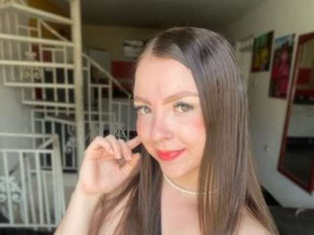 LOUISEBALLEN amateur webcam photo