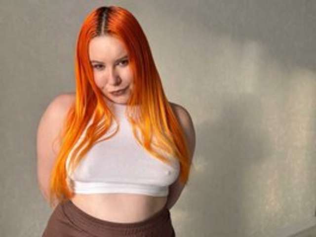 LUNA_LU amateur webcam photo