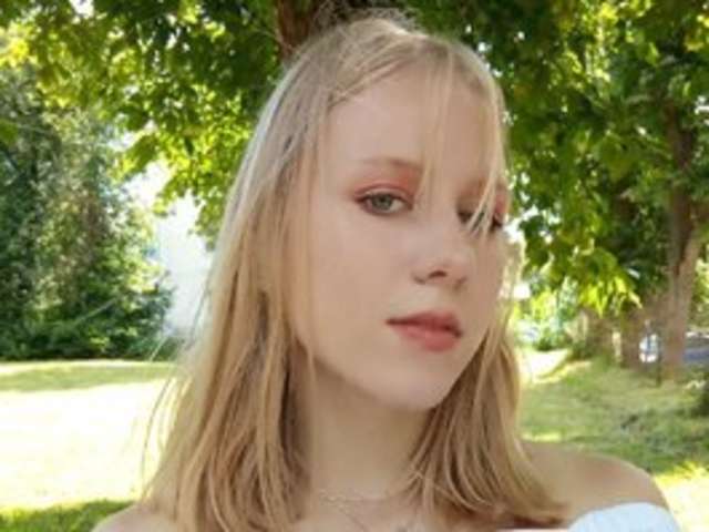 MARY-KITTY amateur webcam photo