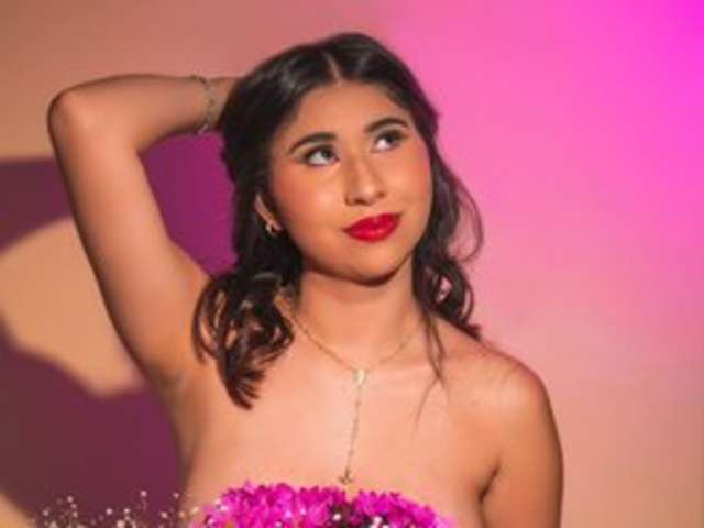 MAYAMORETTI amateur webcam photo