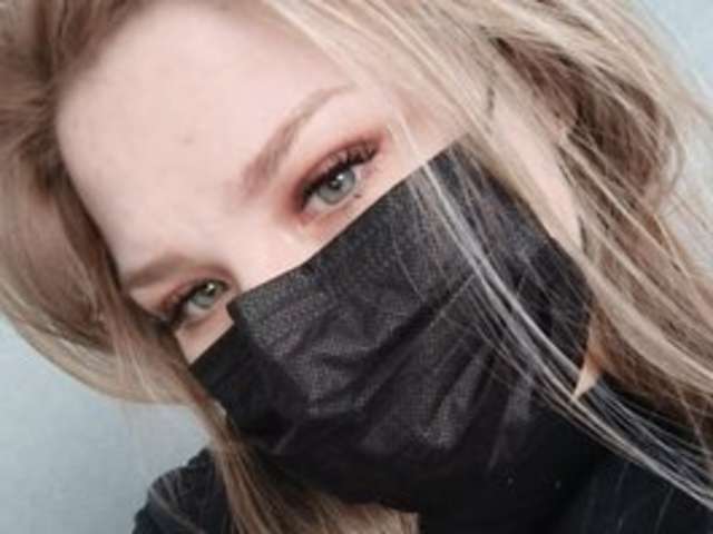 MILAA1998 amateur webcam photo