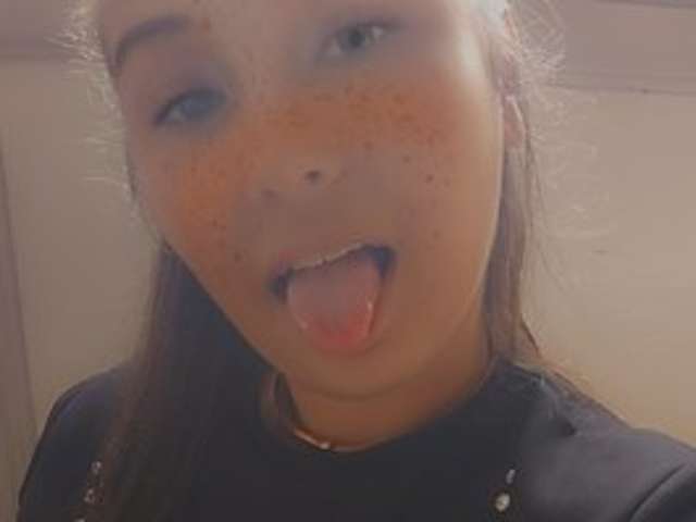 MINETTESEXY24 amateur webcam photo